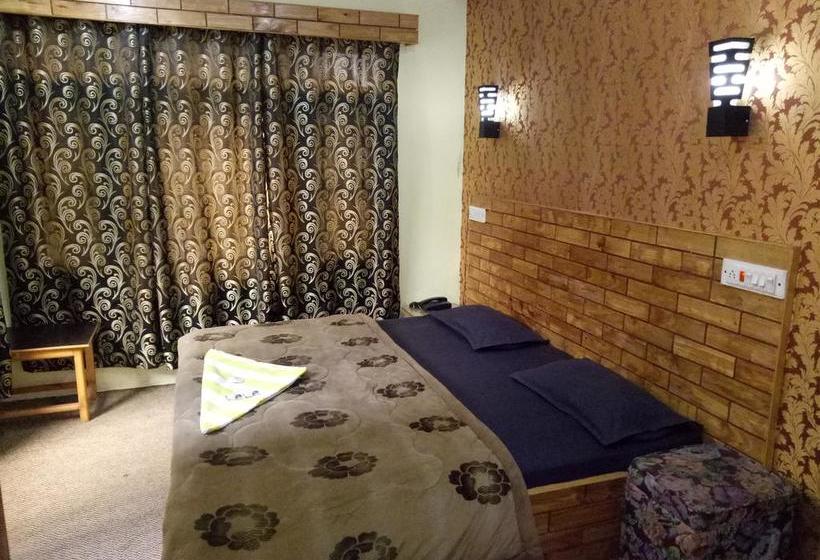 בית מלון כפרי Kashmir Inn