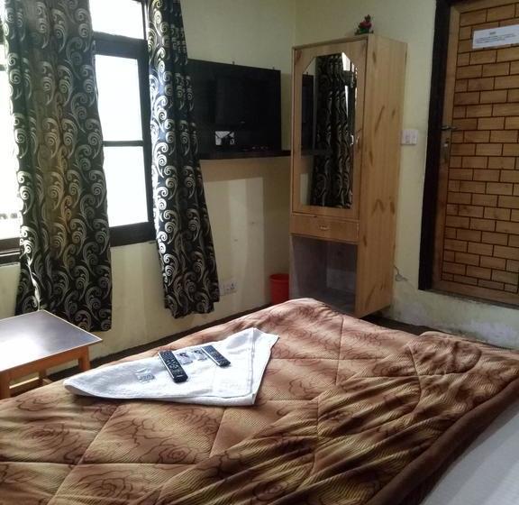 בית מלון כפרי Kashmir Inn