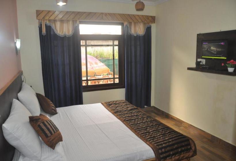 בית מלון כפרי Kashmir Inn