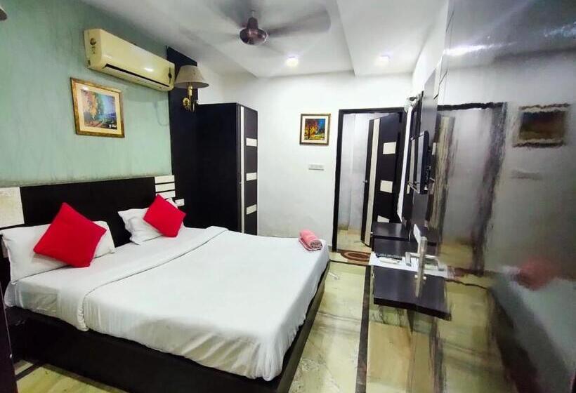 Laxman Resort By The Golden Taj Group &hotels