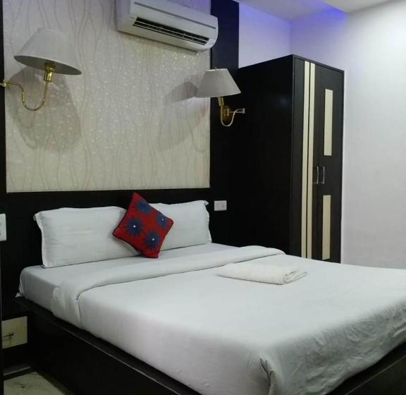 Laxman Resort By The Golden Taj Group &hotels