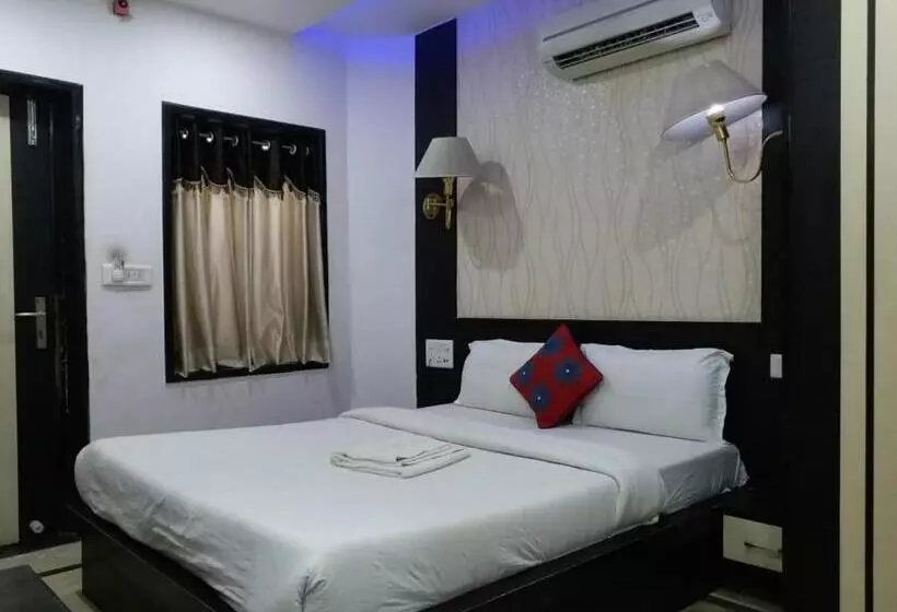 Laxman Resort By The Golden Taj Group &hotels