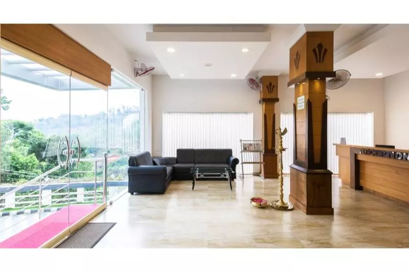 Hotel Monsoon Grande