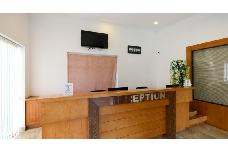 ホテル Monsoon Grande