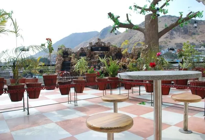 Hotelli Neelkamal