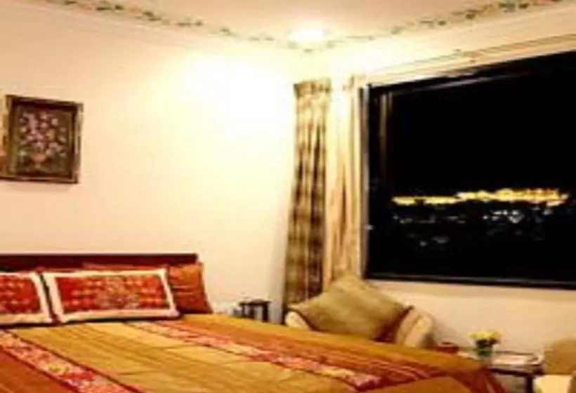ホテル Treebo Trend Orbit,udaipur