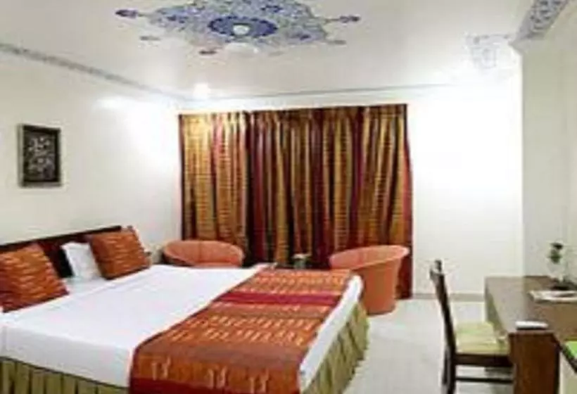 ホテル Treebo Trend Orbit,udaipur