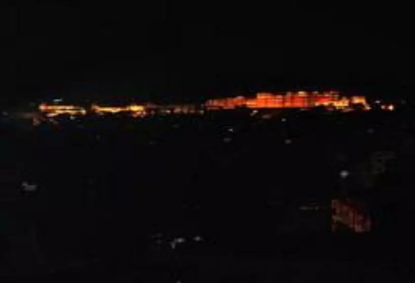ホテル Treebo Trend Orbit,udaipur
