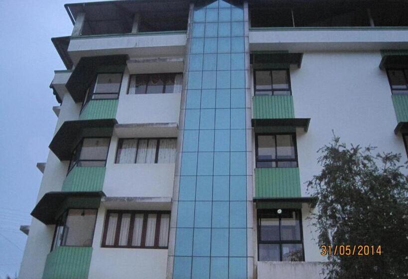 בית מלון כפרי Poopada