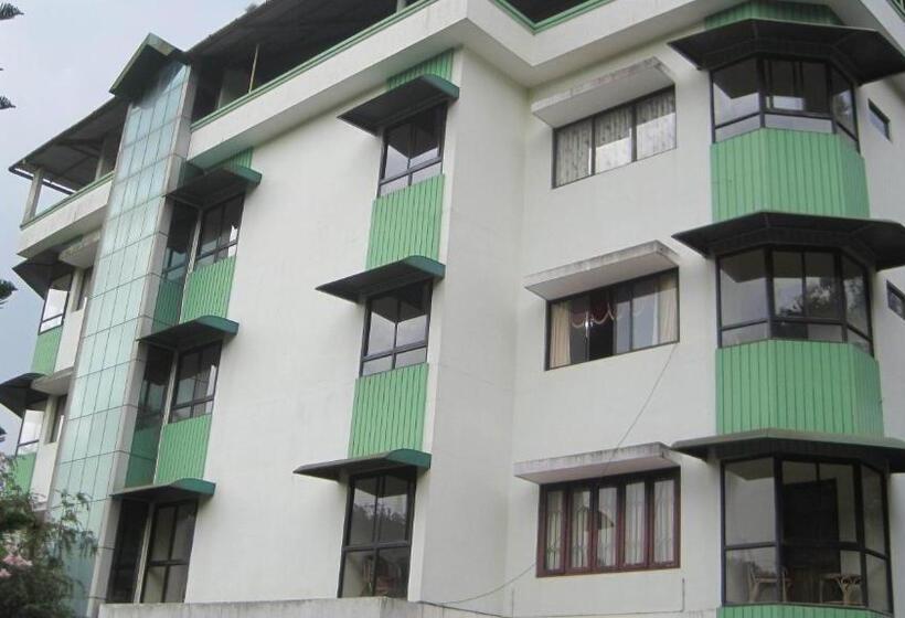 בית מלון כפרי Poopada