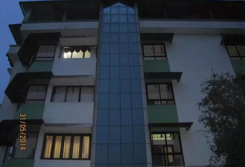 Hotel Poopada