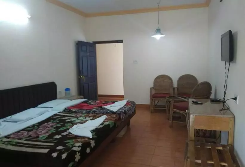 Hotel Poopada