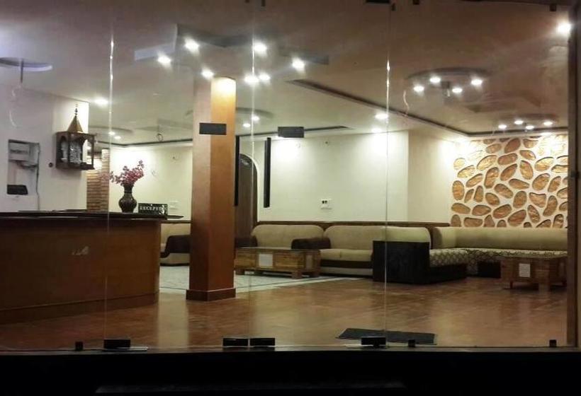 Hotel Robinsson Palace