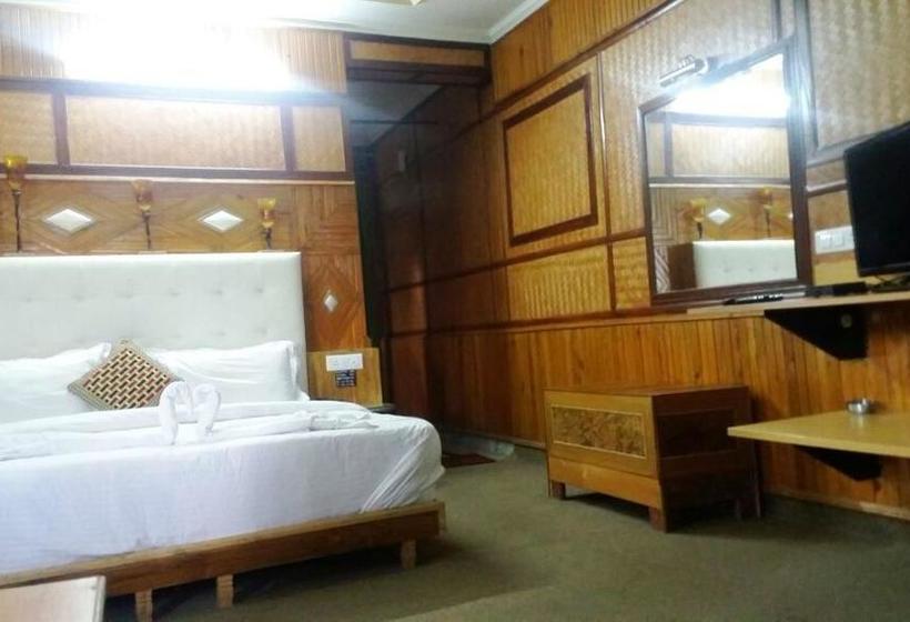 Hotel Robinsson Palace