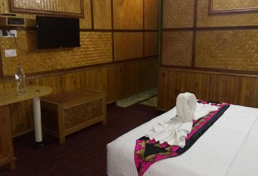 Hotel Robinsson Palace