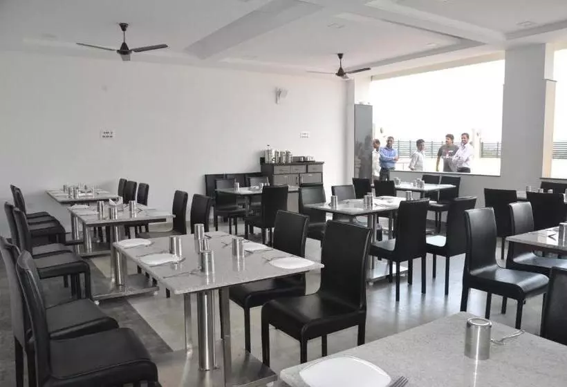 Hôtel Sslr ,gangavathi