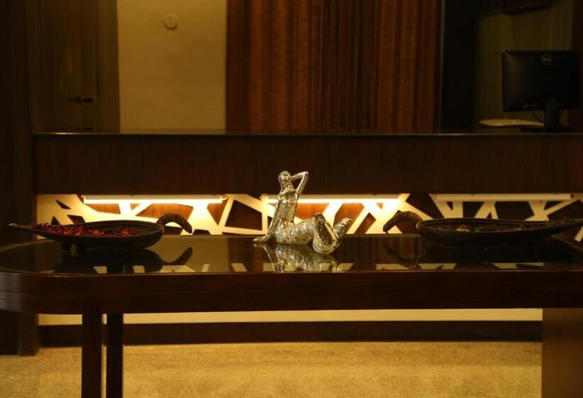 בית מלון כפרי Sslr ,gangavathi