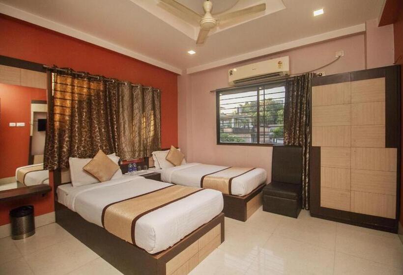 Hotel Sundaram Palace