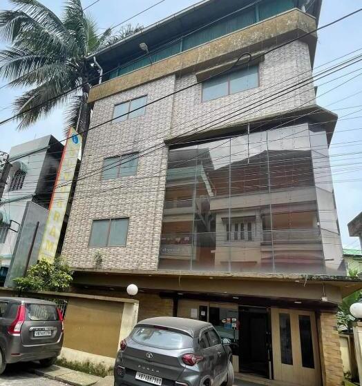 Hotel Sundaram Palace