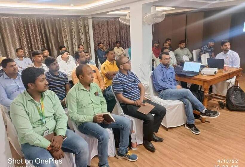 Hotel Sundaram Palace