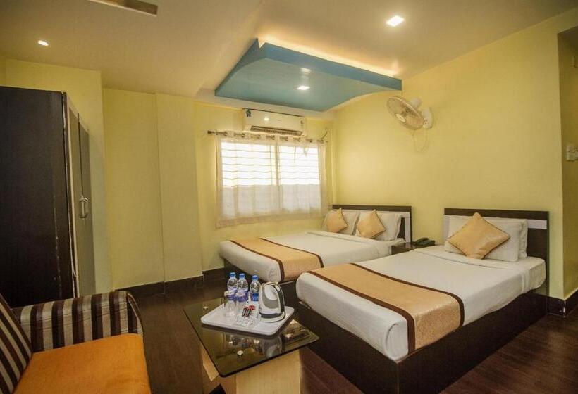 Hotel Sundaram Palace