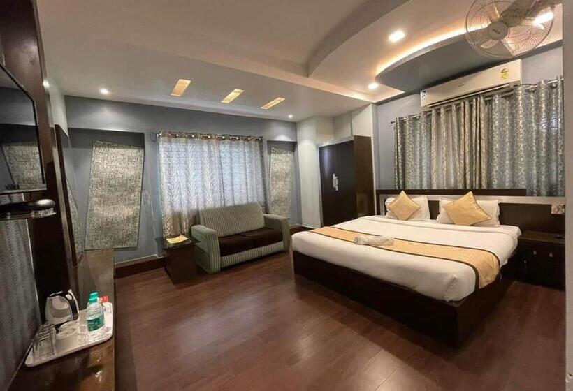 Hotel Sundaram Palace