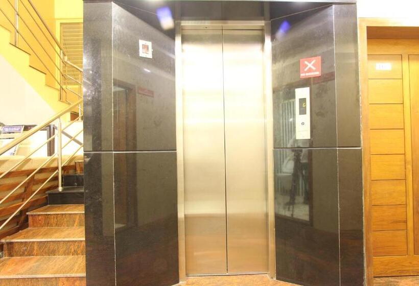 בית מלון כפרי The Grand Inn Mysore