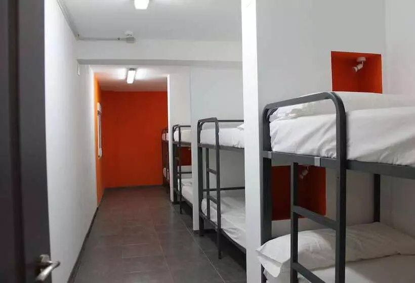 Olé Backpackers Hostel