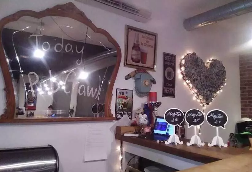 Olé Backpackers Hostel