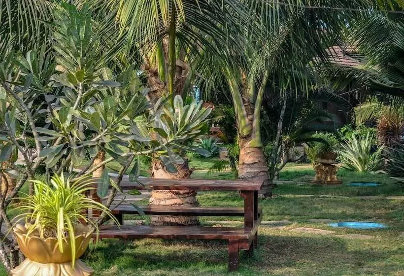 Resort Lotus Sutra