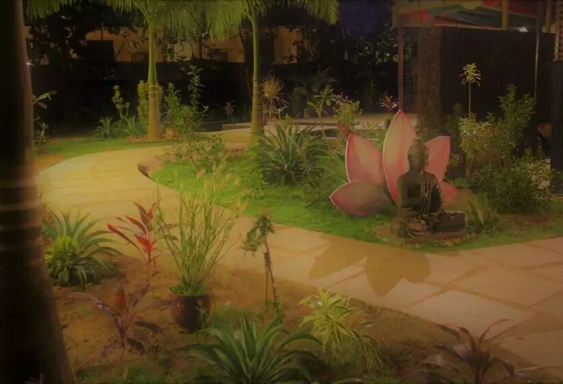 Resort Lotus Sutra