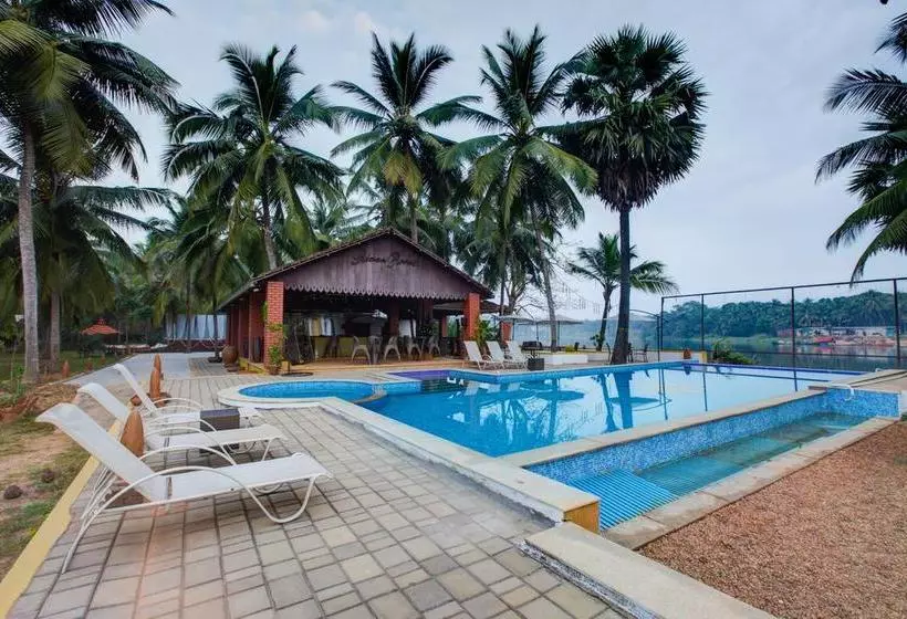 Riverroost Resorts