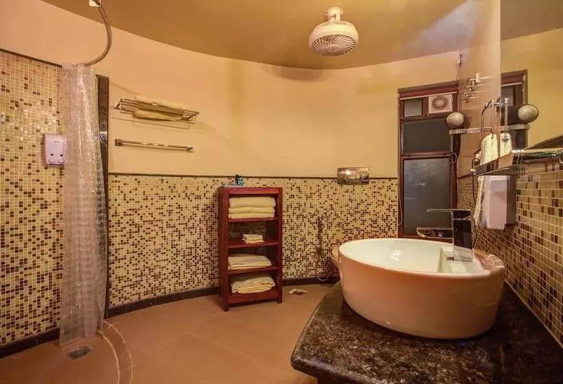 Riverroost Resorts