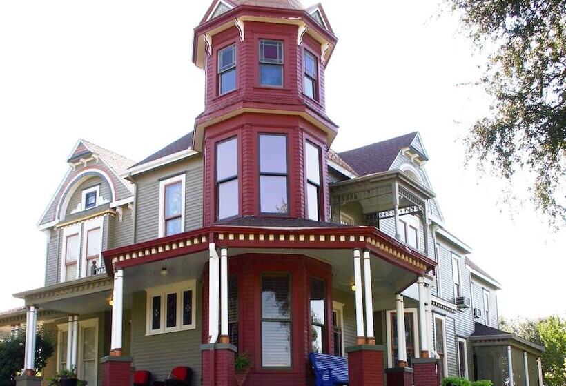 Angels Nest Bed And Breakfast