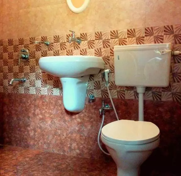 Nocleg ze śniadaniem Avalon Inn