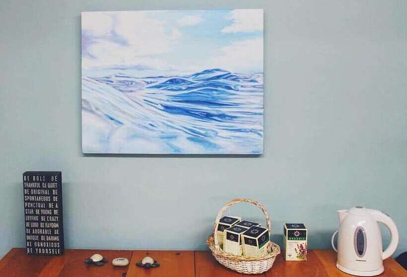 Daunts Albatross Motel