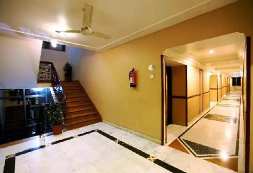 Hotelli Brijwasi Royal