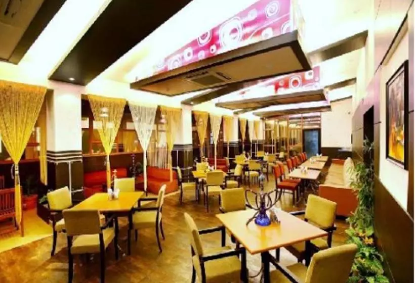 Hotelli Brijwasi Royal