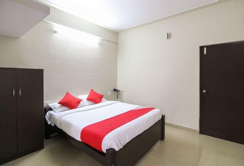 Szálloda Grand Tiara