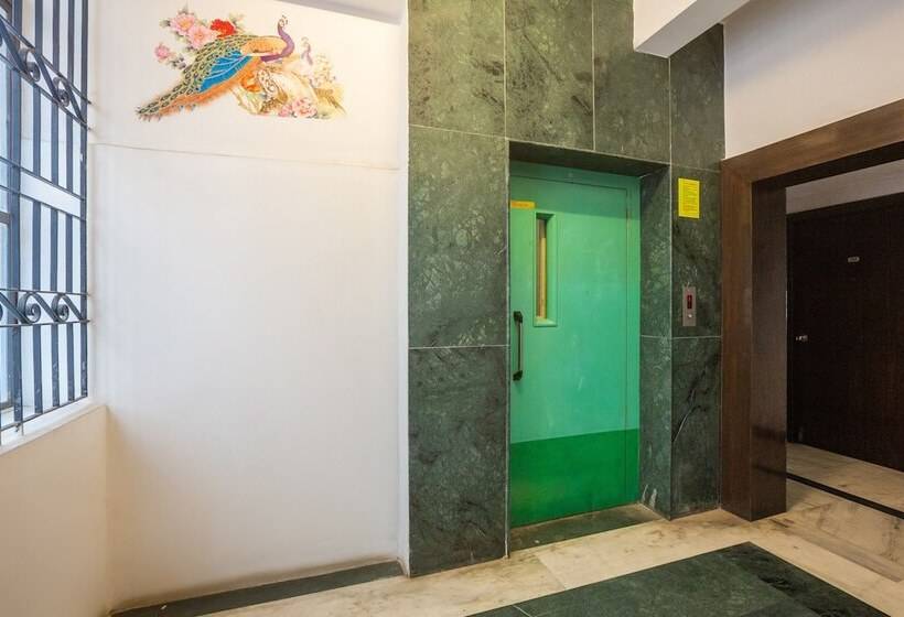 Szálloda Grand Tiara