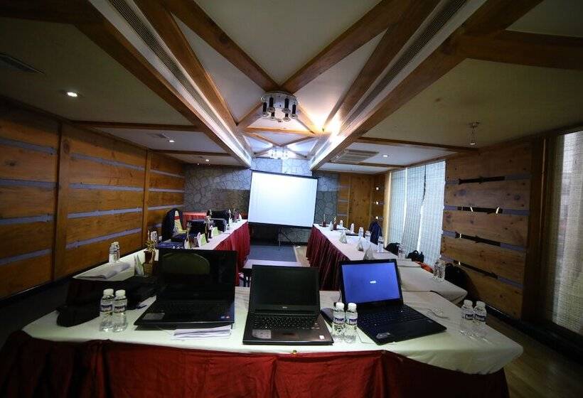 Отель Marg Krishnaaya