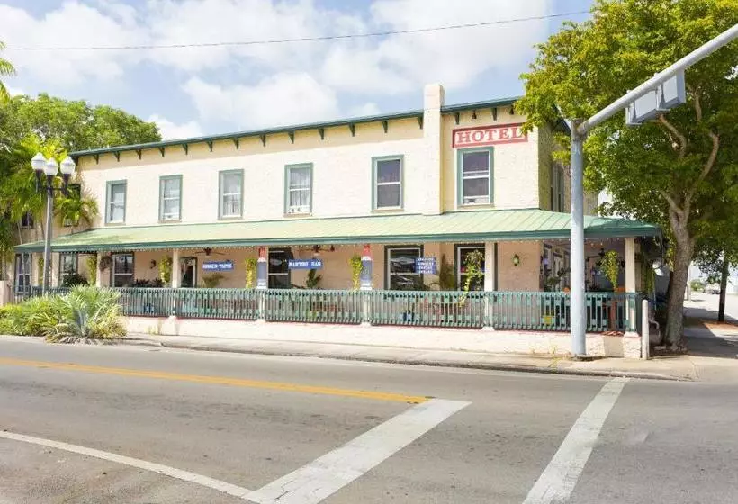The Hotel Redland