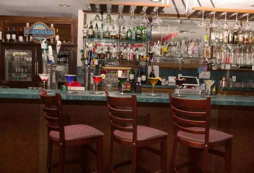 The Hotel Redland