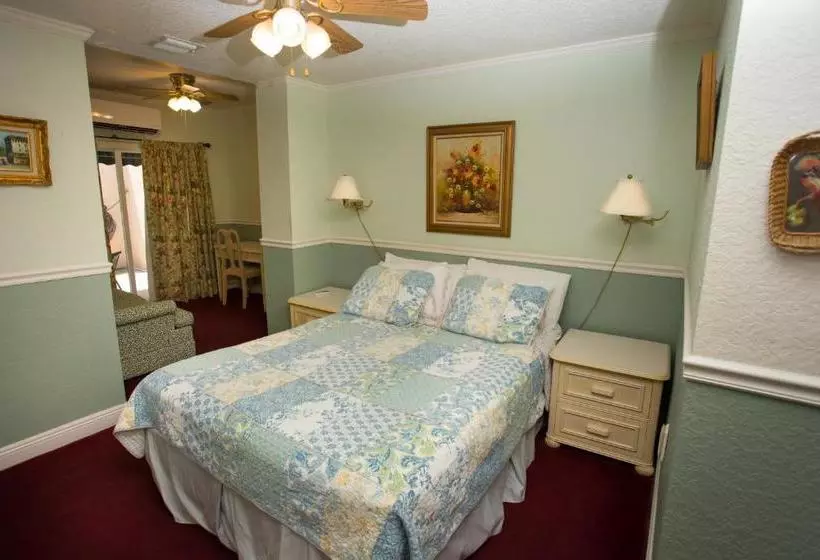 The Hotel Redland