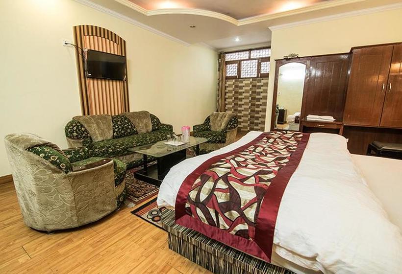 ホテル Moon By Excellent Hospitality