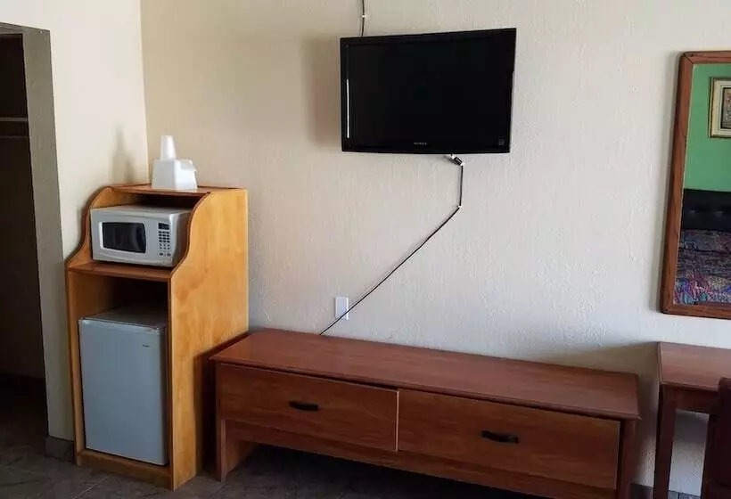 モーテル Budget Inn