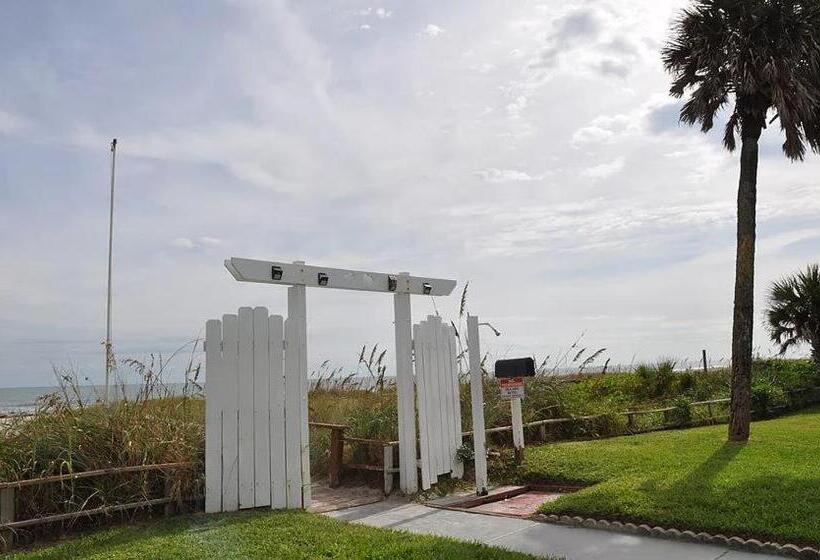 מוטל Sea Aire Oceanfront Inn