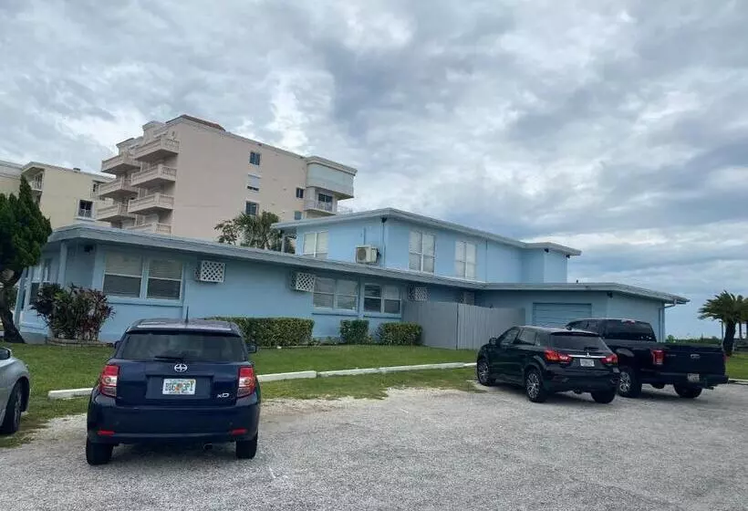 モーテル Sea Aire Oceanfront Inn