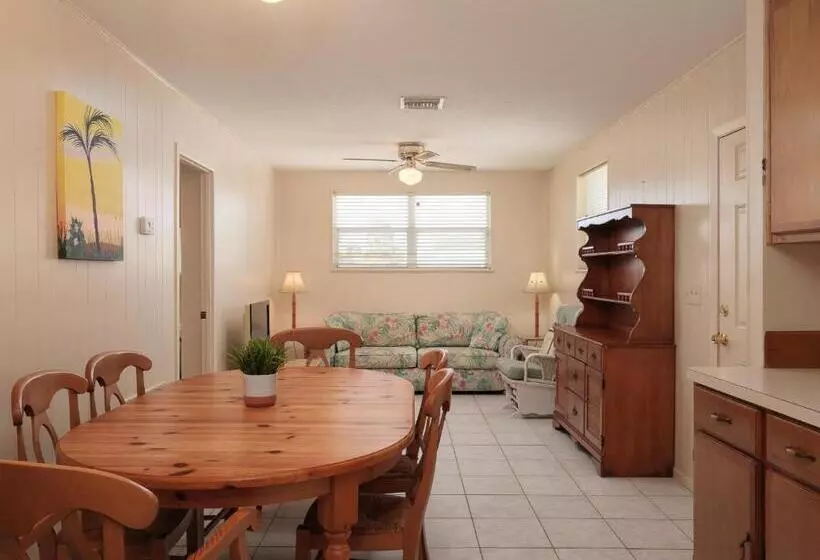 モーテル Sea Aire Oceanfront Inn
