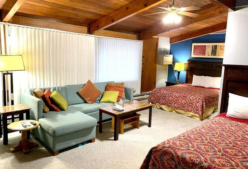 The Crossroads Motel